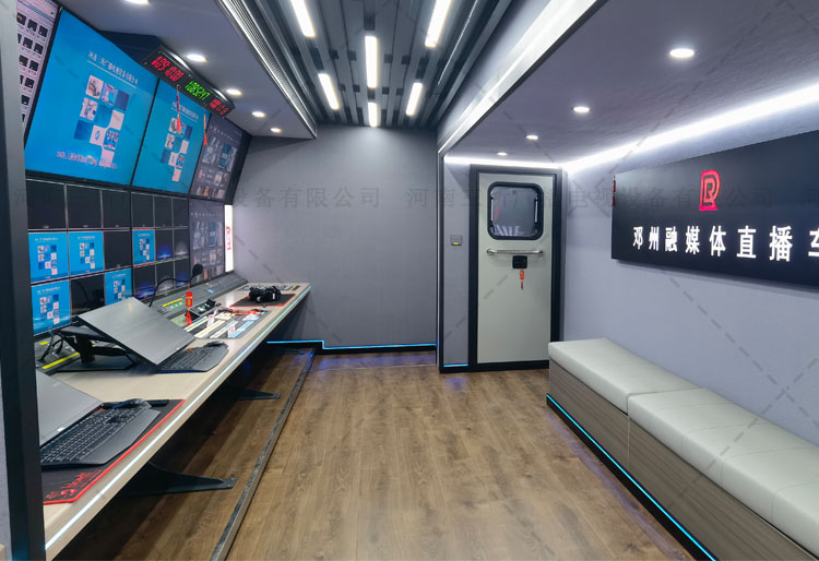 三所广电 汕德卡 超高清全媒体直播车 (5).jpg